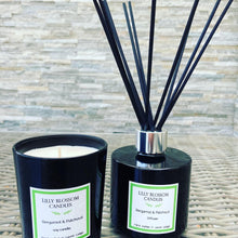 Load image into Gallery viewer, Bergamot and Patchouli candle and diffuser
